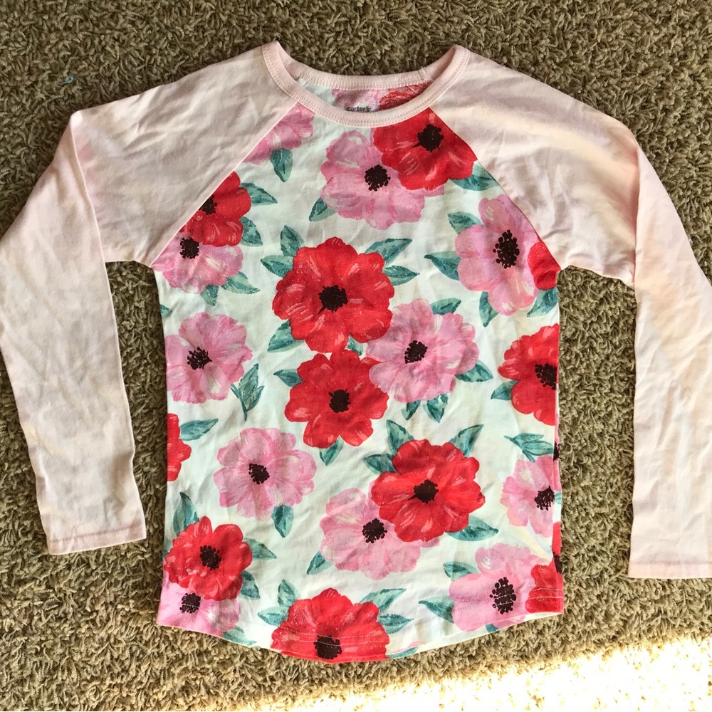 New without tag Carter’s girls long sleeve